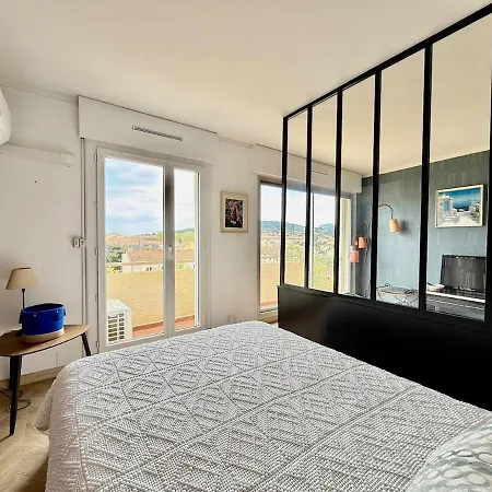 Apartment Coeur Six-fours - Clim & Wifi - Place Du Marche